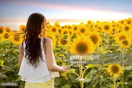 Waiting for the summer, sing a song: Vento d’estate